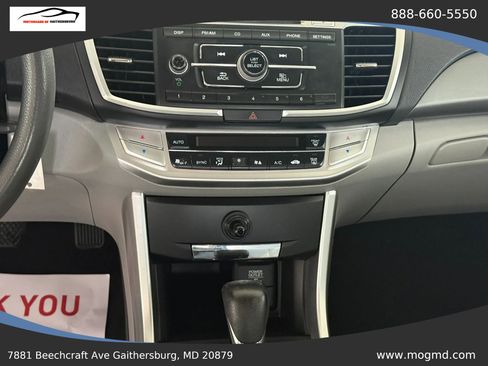 Used 2013 Honda Accord LX image 19