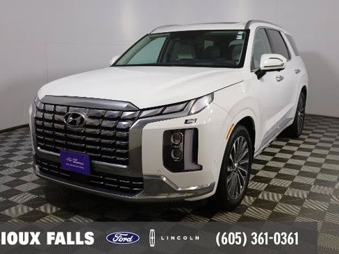 Used 2025 Hyundai Palisade Calligraphy AWD/4WD image 1
