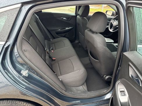 Used 2020 Chevrolet Malibu LS image 11