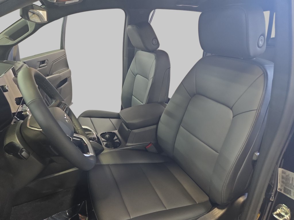 New 2026 Chevrolet Colorado Trail Boss AWD/4WD image 17