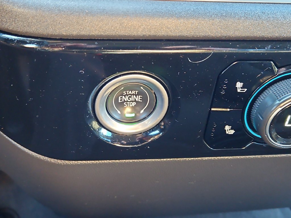 Certified 2023 Chevrolet Silverado 1500 LT AWD/4WD image 24