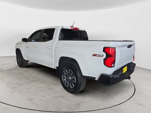 Certified 2023 Chevrolet Colorado Z71 w/ Z71 Convenience Package 2 AWD/4WD image 7