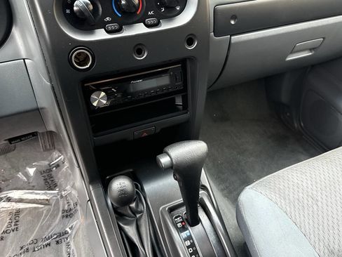 Used 2002 Nissan Xterra 4WD S/C image 39