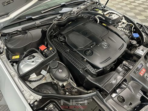 Used 2014 Mercedes-Benz E 350 4MATIC Coupe image 46