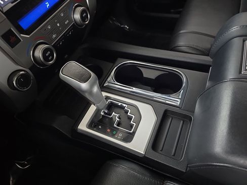 Used 2017 Toyota Tundra Limited AWD/4WD image 25