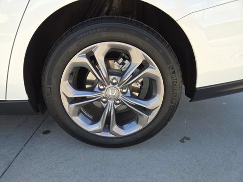 Certified 2024 Honda Accord EX image 12