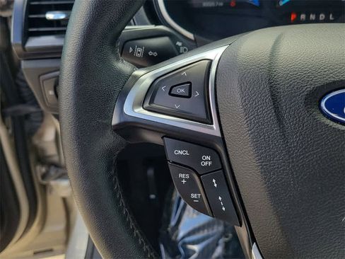 Used 2019 Ford Fusion Titanium image 28