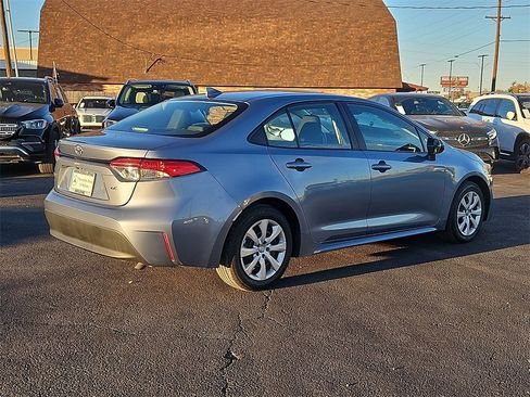 Used 2024 Toyota Corolla LE image 8