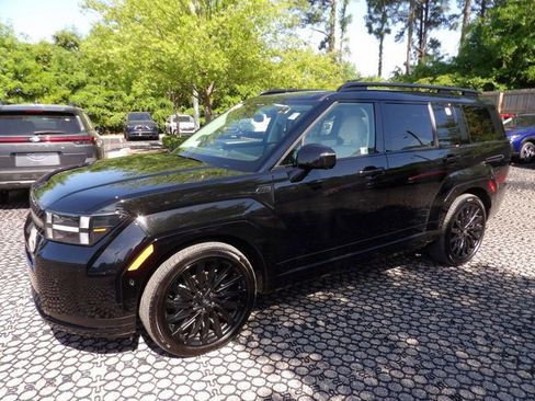 Used 2025 Hyundai Santa Fe Calligraphy image 5