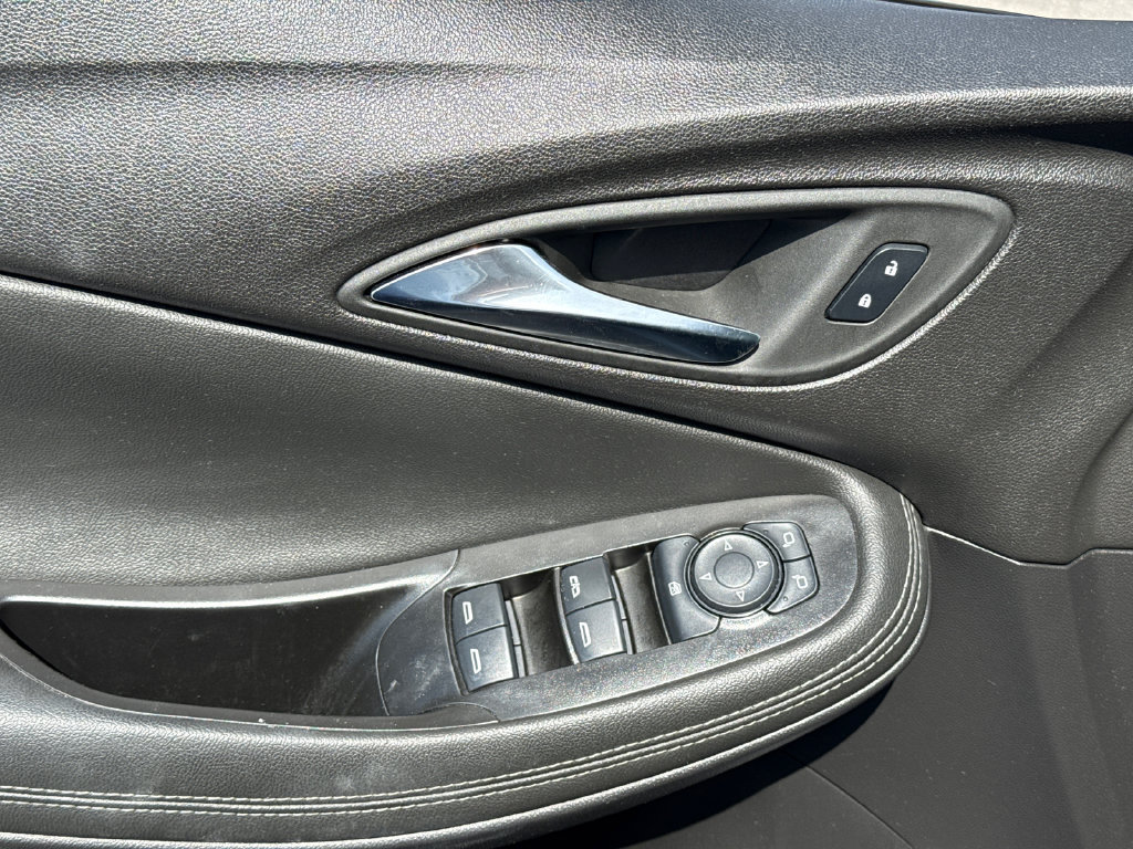 Certified 2024 Buick Encore GX Preferred FWD image 15