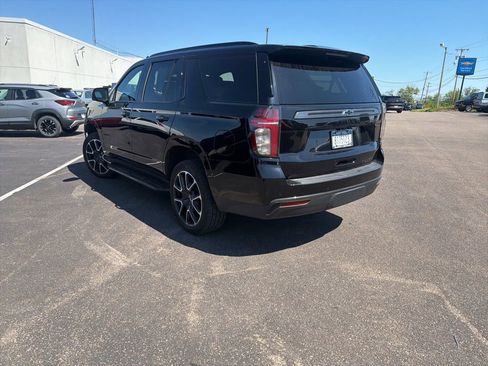 Used 2021 Chevrolet Tahoe RST w/ Luxury Package AWD/4WD image 5