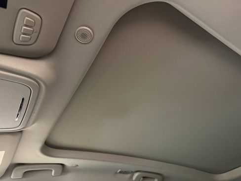 New 2026 Lincoln Corsair Premiere image 8