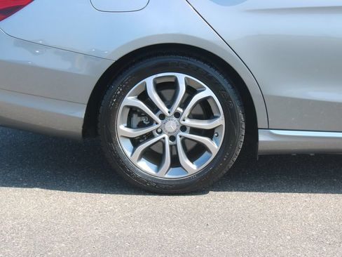 Used 2016 Mercedes-Benz C 300 Sedan image 13