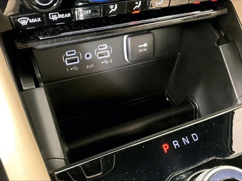 Used 2024 Jeep Grand Cherokee Limited image 34