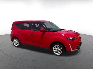 Used 2025 Kia Soul LX w/ LX Technology Package FWD video 2
