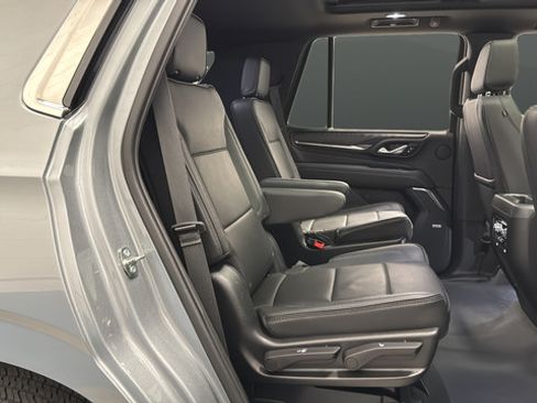 Used 2023 GMC Yukon Denali AWD/4WD image 23