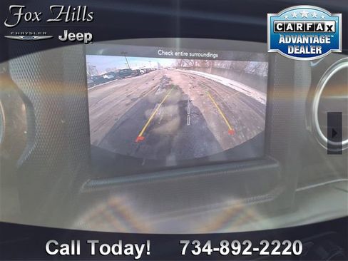 Used 2021 Jeep Wrangler Unlimited Sahara image 20