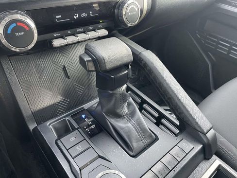 Used 2024 Toyota Tacoma SR5 image 41