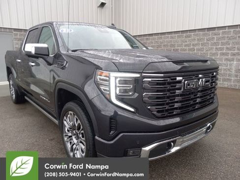Used 2023 GMC Sierra 1500 Denali Ultimate image 1