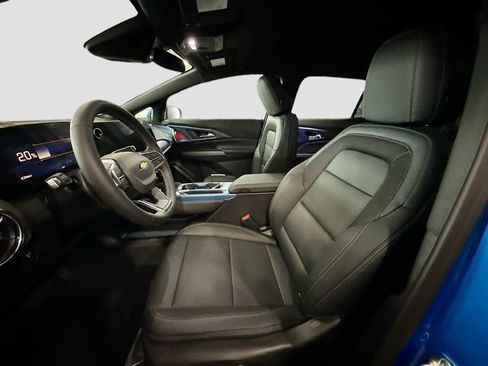 New 2026 Chevrolet Equinox EV LT FWD image 24