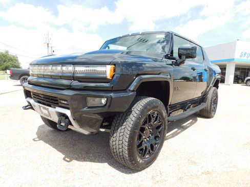 New 2025 GMC Hummer EV 3X w/ LPO, Dark Essentials Package image 5