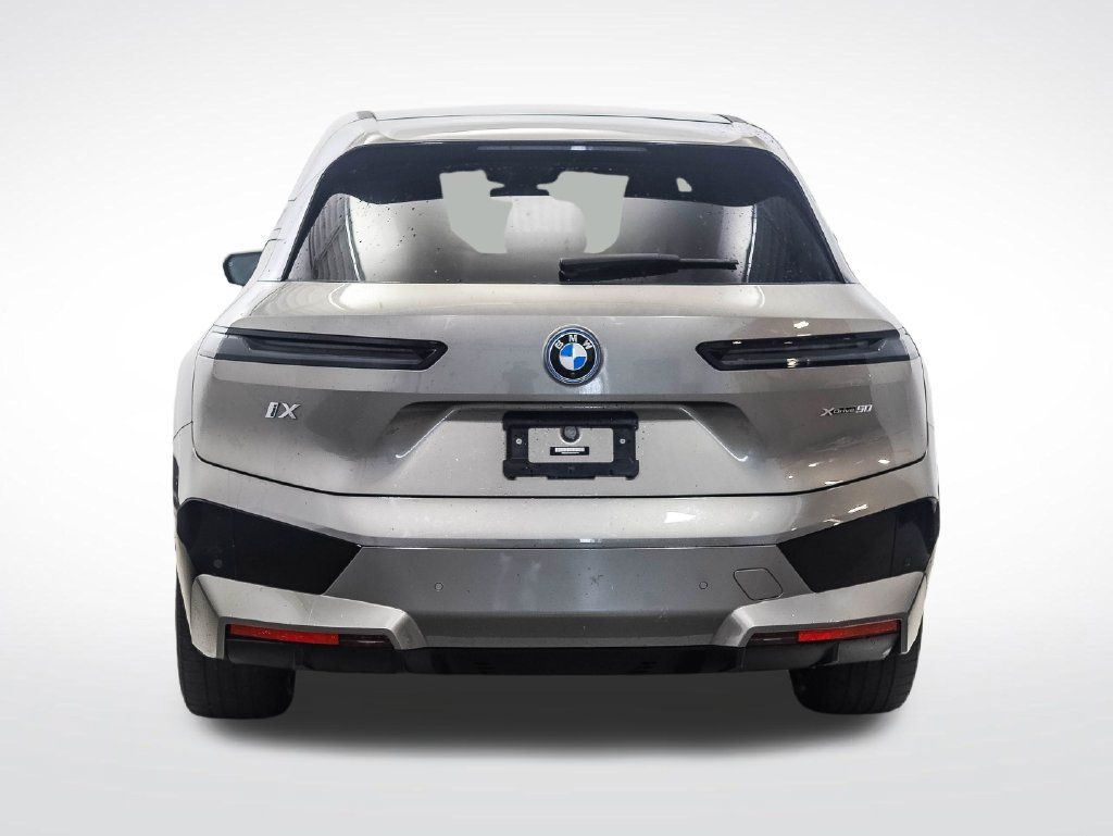 Certified 2024 BMW iX xDrive50 w/ Sport Package AWD/4WD image 4