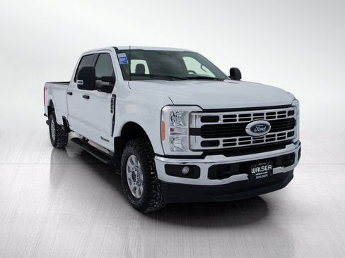 Used 2023 Ford F250 XLT AWD/4WD image 8