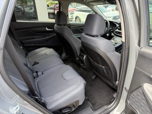 Used 2022 Hyundai Santa Fe SE image 24