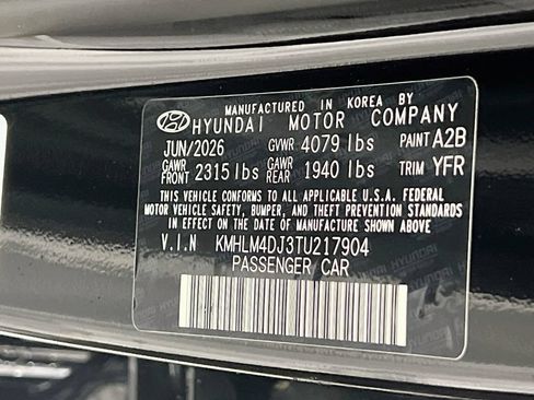 New 2026 Hyundai Elantra Hybrid FWD image 24