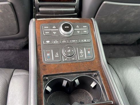 Used 2013 Hyundai Equus Ultimate RWD image 5