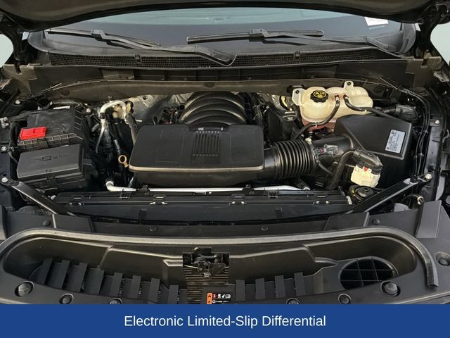 Certified 2021 Cadillac Escalade Premium Luxury w/ Driver Assist Tech Package AWD/4WD image 28