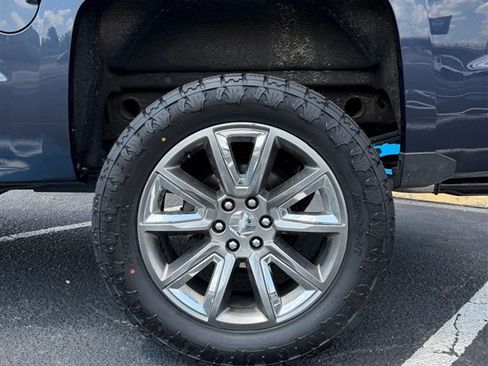 Used 2018 Chevrolet Silverado 1500 LTZ Z71 w/ Centennial Edition AWD/4WD image 13