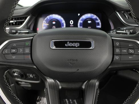 New 2026 Jeep Grand Cherokee Laredo AWD/4WD image 12