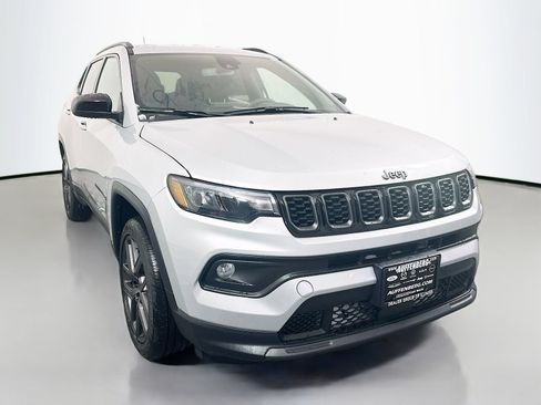 New 2026 Jeep Compass Latitude AWD/4WD image 1