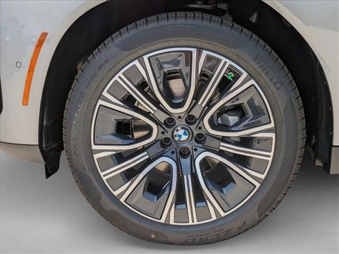 Used 2025 BMW X3 xDrive30i w/ Convenience Package image 10