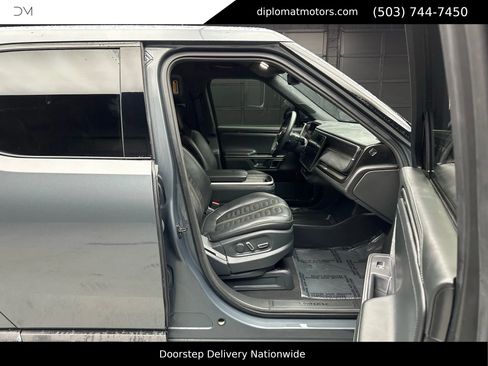 Used 2023 Rivian R1T Adventure image 16