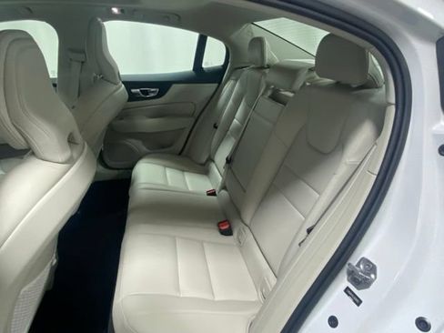 Used 2020 Volvo S60 T5 Momentum w/ Protection Package FWD image 13