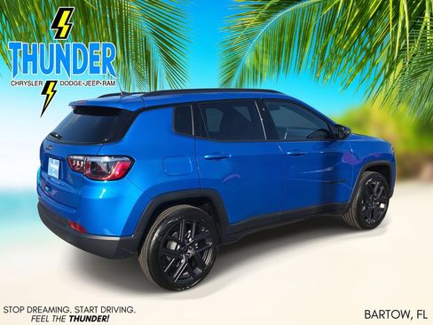 New 2026 Jeep Compass Latitude AWD/4WD image 4