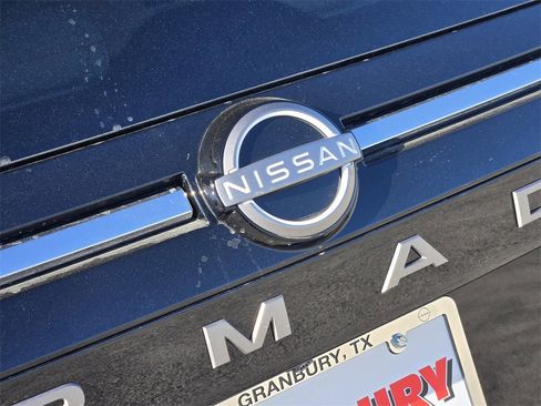 New 2026 Nissan Armada Platinum image 9