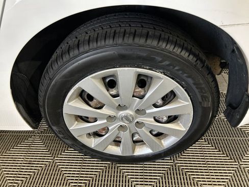 Used 2016 Nissan Sentra SV FWD image 10