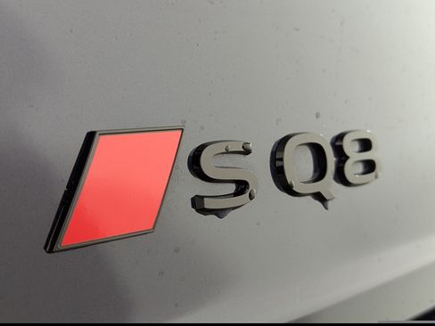 Certified 2024 Audi SQ8 Premium Plus AWD/4WD image 28