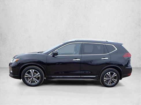 Used 2018 Nissan Rogue SL w/ Premium Package image 2