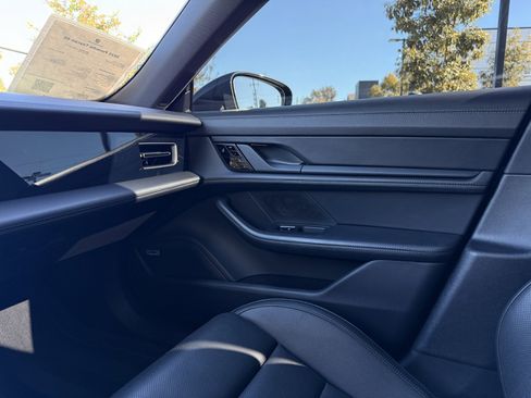 Certified 2021 Porsche Taycan 4S image 24