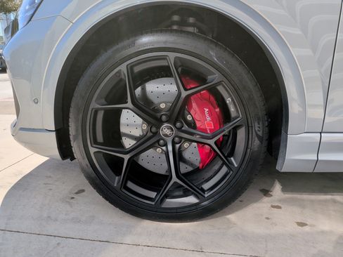 Used 2025 Audi RS Q8 performance image 13