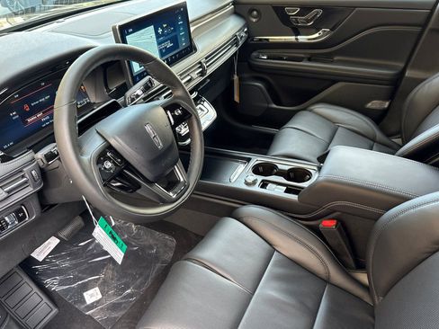 New 2025 Lincoln Corsair Grand Touring w/ Equipment Group 302A AWD/4WD image 9