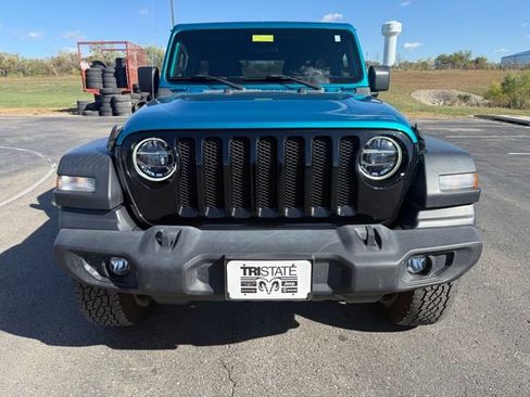 Used 2020 Jeep Wrangler Unlimited Sport image 2