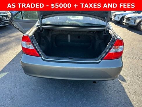 Used 2004 Toyota Camry LE FWD image 16