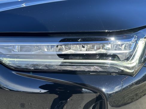 Used 2023 Acura MDX SH-AWD w/ Technology Package image 6