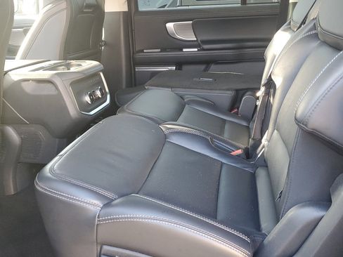 Used 2025 Ford Expedition Max Platinum image 12