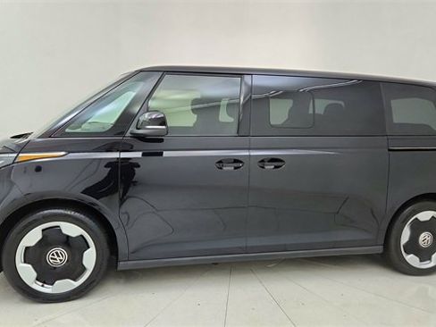 Used 2025 Volkswagen ID. Buzz Pro S image 3